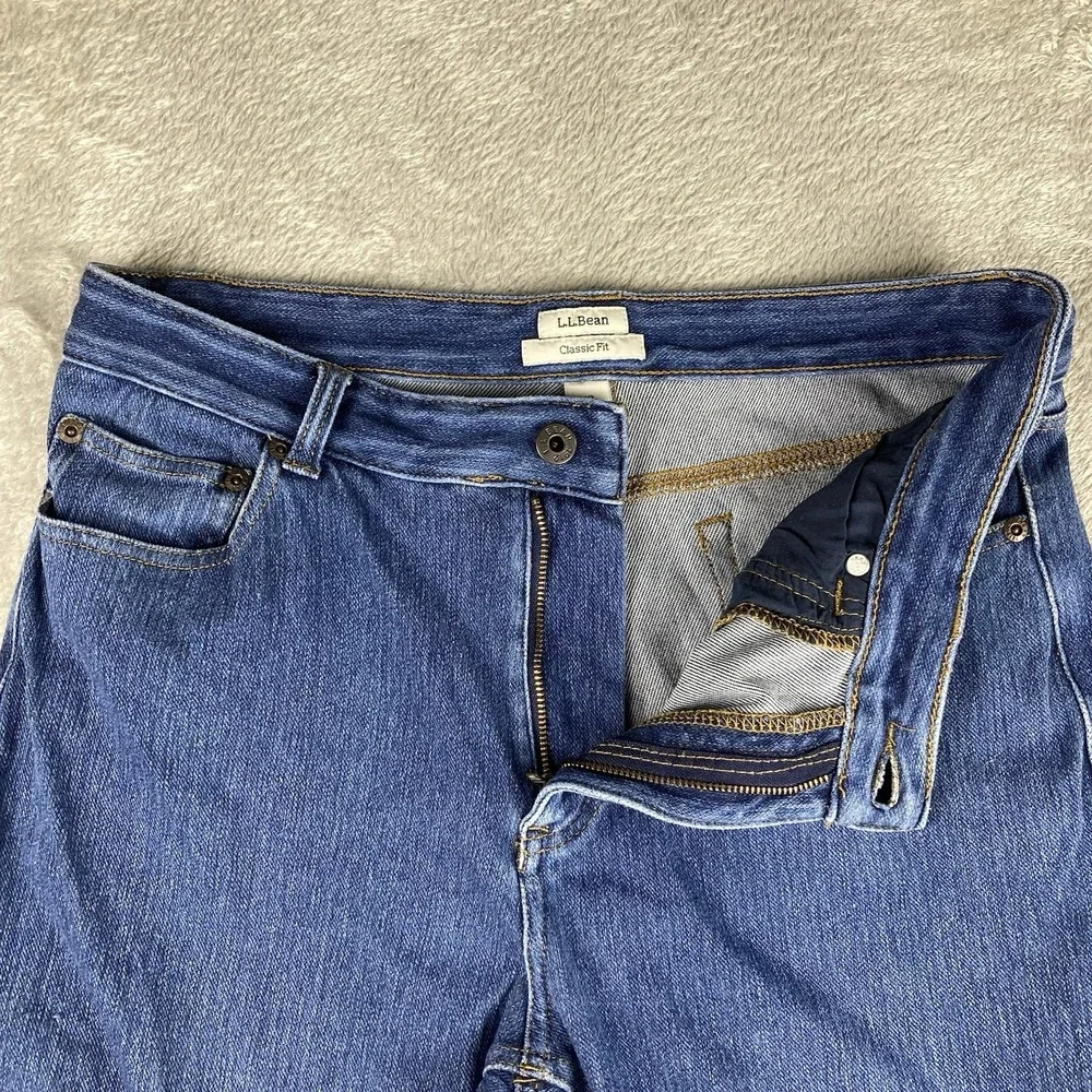 L.L. Bean Classic Fit Denim Bootcut Blue Jeans Women Size 10 Pockets Stretch - Picture 3 of 12